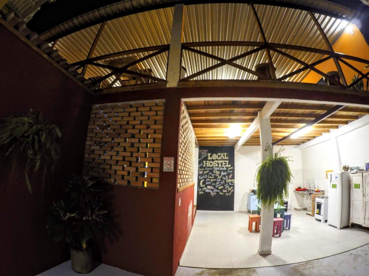 Hostel Da Milla Presidente Figueiredo Exterior foto
