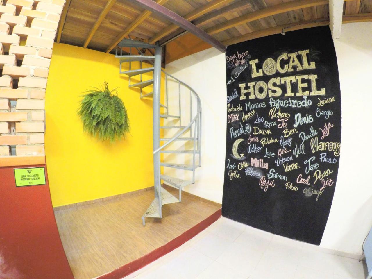 Hostel Da Milla Presidente Figueiredo Exterior foto